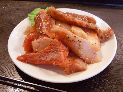 得定食９００円のお肉です。