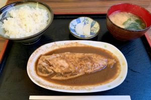 メニューは豚汁定食１択のみ 芯からあったまる豚汁専門店 吉田とん汁店 B級グルメランチ紀行