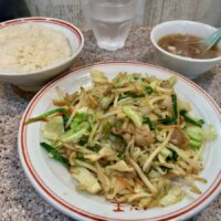 渋谷、ラーメン王の肉野菜定食