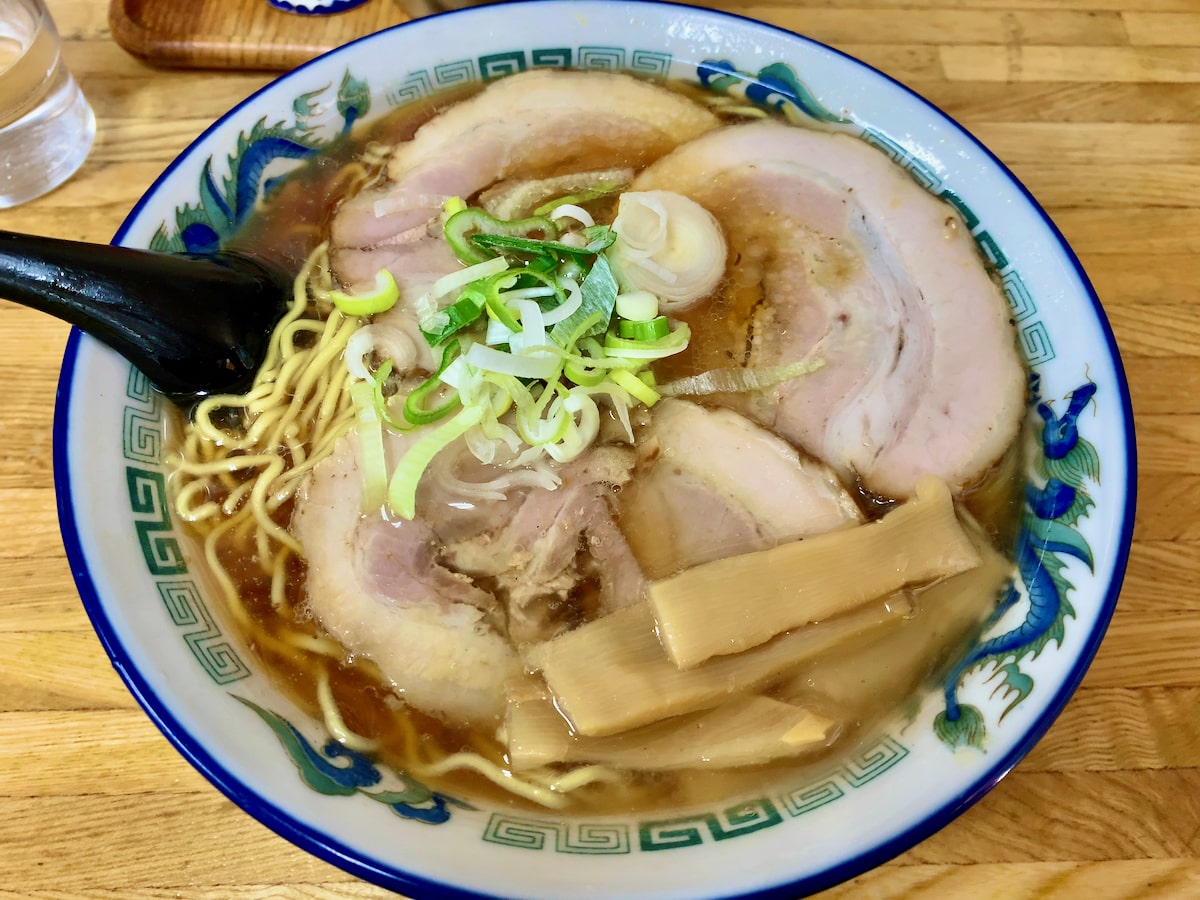 旭川、らぅめん青葉のチャーシュー麺