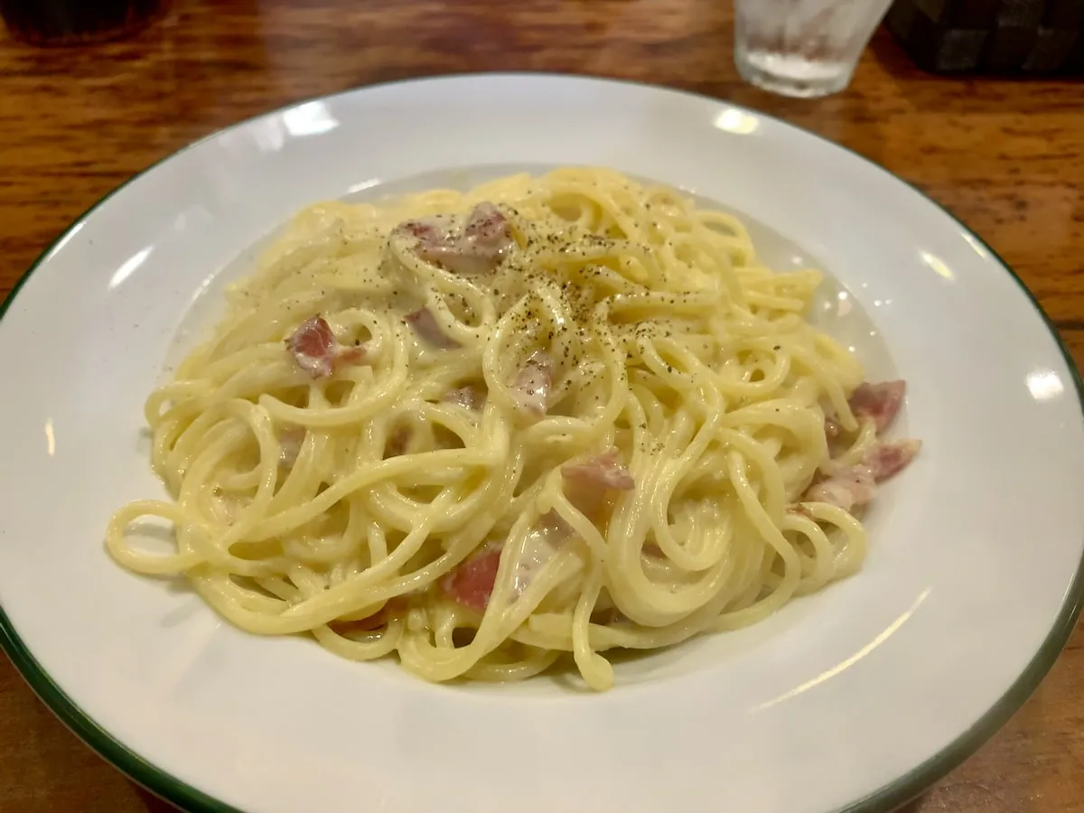 チャヤ八重洲のカルボナーラ